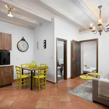 Bonaparte Apartment Porec